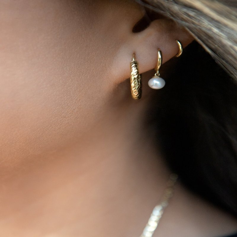 Faceted Color-Golden Hoop Earrings